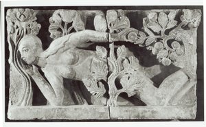 Eva, fragment van het timpaan van de kathedraal van St. Lazare, ca. 1135-40